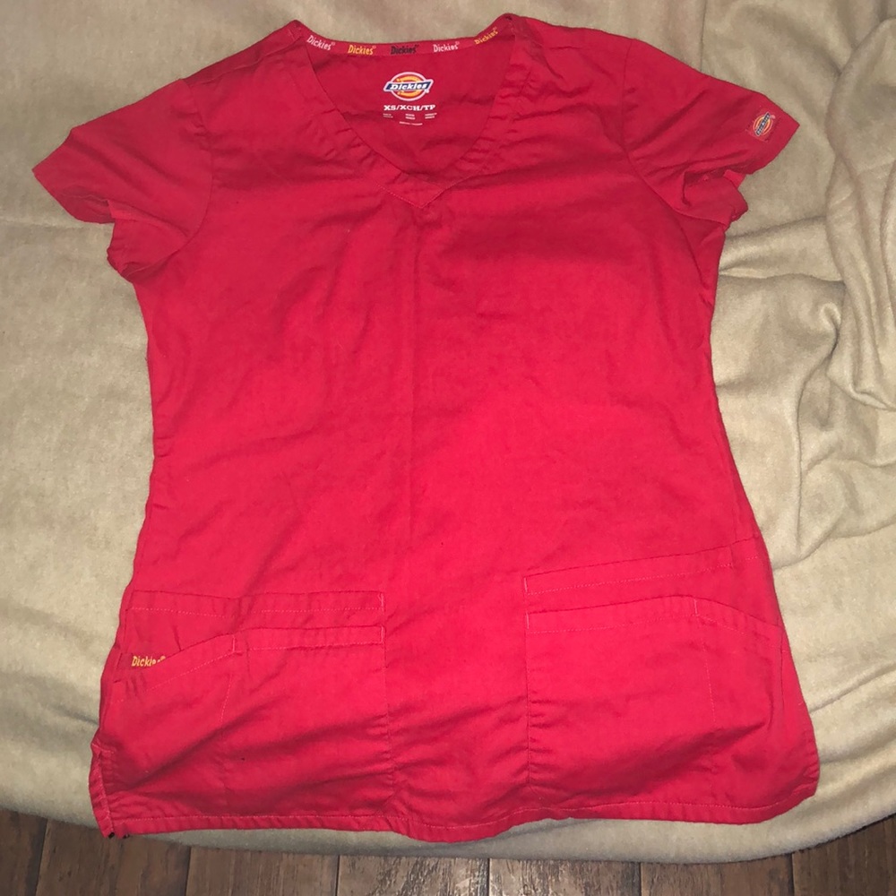 Scrub top